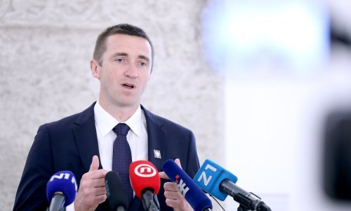 Penava: Krenuo je treći val iseljavanja iz Hrvatske. Za spiralu propasti odgovorna je isključivo Vlada Andreja Plenkovića