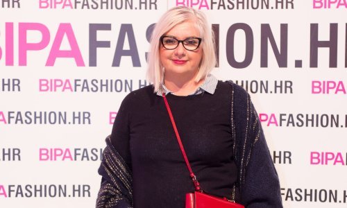 Danijela Dvornik pozirala u crvenom kupaćem kostimu, a komplimenti nisu ni ovoga puta izostali