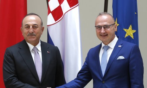 [FOTO] Turski šef diplomacije najavio: Erdogan uskoro dolazi u Zagreb