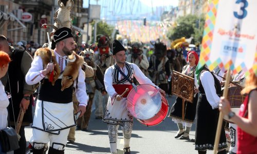 [FOTO] Pogledajte kako je bilo na velikom ljetnom Riječkom karnevalu