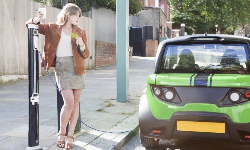 Sve bliže vrijeme kad će se električni automobili puniti brzo kao benzinski