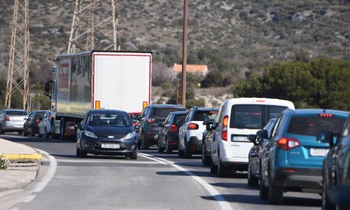 Sudarila se četiri vozila na Jadranskoj magistrali, kod Drvenika zatvoren promet