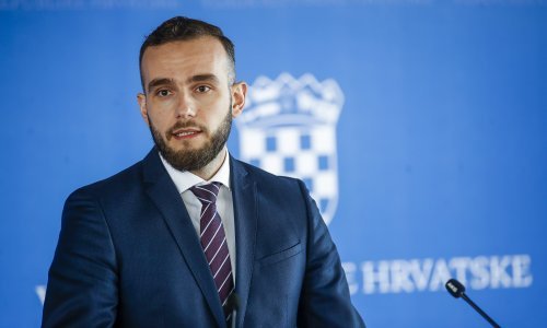 Bivši ministar Aladrović poslijepodne na ispitivanju u Uskoku zbog pogodovanja pri zapošljavanju