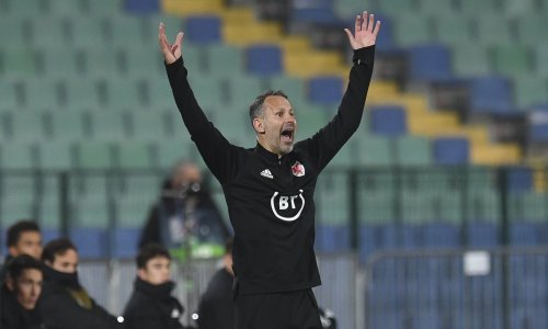 Trebao je voditi reprezentaciju na SP-u u Kataru, ali optužbe za fizičko nasilje nad bivšom partnericom natjerale su ga na ostavku