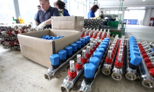 Nova prijetnja njemačkoj 'zelenoj energetskoj tranziciji': Vodoinstalatera i montera grijanja nedostaje u desecima tisuća...