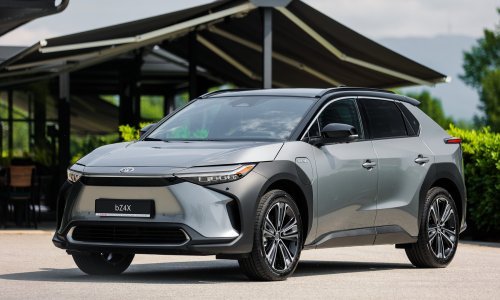 [FOTO/VIDEO] Toyota bZ4x je stigla: Potpuno električni SUV srednje veličine je prvo BEV vozilo iz Toyotine linije 'bZ'