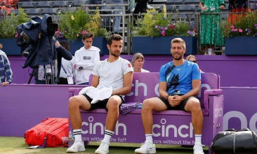 Najbolji hrvatski par nastavio rasturati na travi; naši su tenisači u prvom setu opasno živjeli, a zatim u drugom pomeli suparnike