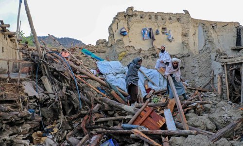 Više od 2.000 mrtvih u snažnom potresu u Afganistanu