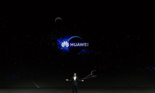 [FOTO] Huawei u Istanbulu predstavio sklopivi smartfon Mate Xs 2, nova prijenosna računala i prvi tablet s E-ink ekranom