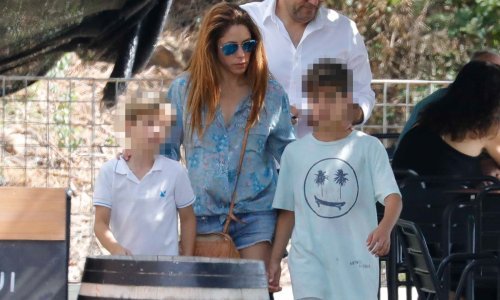 [FOTO] Shakira dostojanstveno prolazi kroz ljubavni brodolom: Fotografi je ulovili kako ljubi i tješi sinove