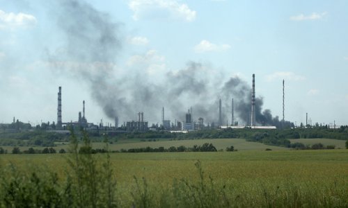 U središtu ruskih napada na Lisičansk je rafinerija nafte, Rusi pokušavaju blokirati grad topništvom