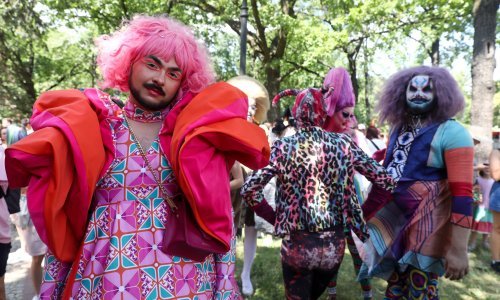 [FOTO] Tisuće Poljaka i Ukrajinaca na LGBT+ povorci u Varšavi: Rusija nam je oduzela Pride u Kijevu