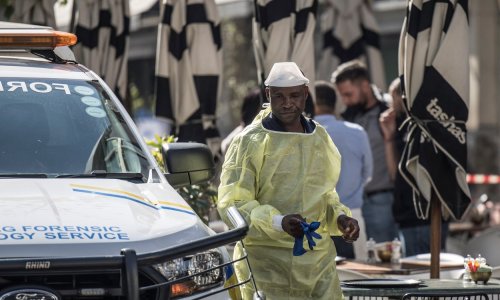 U gostionici East London pronađeno 17 beživotnih tijela osoba u dobi od 18 do 20 godina