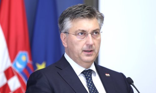 Premijer Plenković pozvao Splićane da glasaju za Đogaša, a ne za 'lažni centar' i Puljka