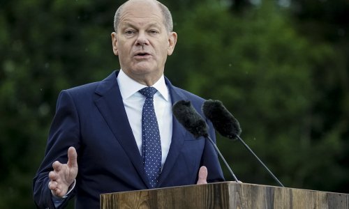 Scholz: Njemačka će imati najveću konvencionalnu europsku vojsku u NATO-u