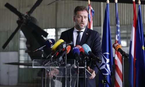 Debakl s hangarima: Banožiću je Graditelj svratišta prije četiri mjeseca bio preskup, a sad mu za posao koji opasno kasni plaća 1,5 milijuna kuna više