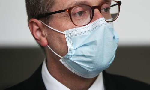 WHO očekuje 'visoke razine' covida-19 tijekom ljeta