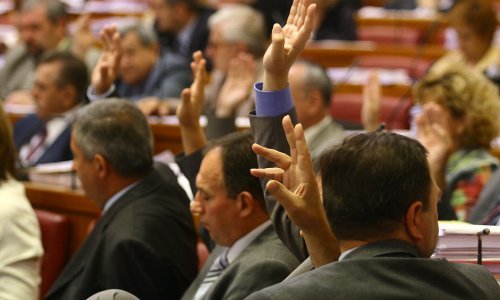 Sabor ukinuo imunitet ministrima koje se goni zbog korupcije