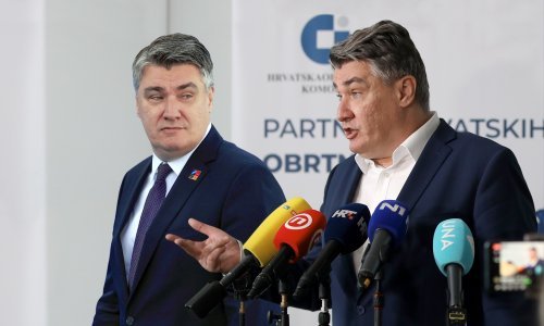 Je li hrvatski predsjednik u inozemstvu miš, a kod kuće lav?