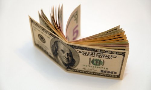 Dolar prema košarici valuta ponovno blizu najviše razine u 20 godina