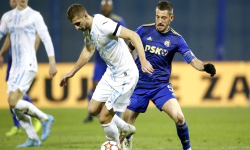 Između brojnih ponuda i povratka u Atalantu, izabrao je nastavak karijere u Rijeci