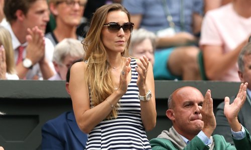 Ni Jelena Đoković nije odoljela jednoj od najpopularnijih torbi sezone; evo kako je kombinira u svoj sportski đir