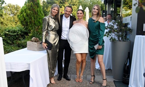 Svi su gledali u lijepu Asju: Kći Enisa Bešlagića izrasla je u pravu ljepoticu, a s Ninom Badrić veže je posebna veza