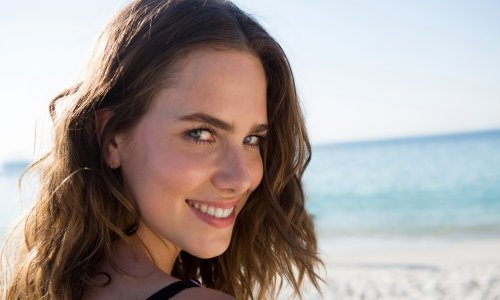 Njega kose ljeti: Zbog grešaka koje radimo na plaži ispaštat ćemo na jesen