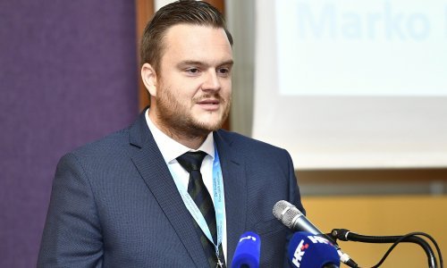 Budući ministar Marko Primorac ima koronu, na sastanak koalicije javio se videovezom