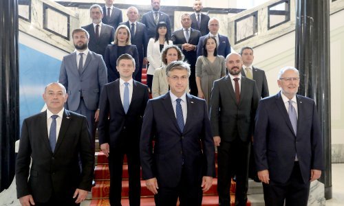 Pogledajte kako građani na pola mandata ocjenjuju Plenkovićevu Vladu i koji premijer im je dosad najbolji