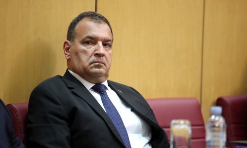 Više od devet sati oporba Beroša prozivala za loše vođenje pandemijske krize, nedostatak liječnika... HDZ odbacuje optužbe