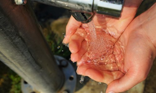 Njemačka se sprema na zimu bez plina: Kreću redukcije tople vode, pojedine pokrajine pozivaju građane da se tuširaju kraće