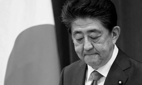 [FOTO/VIDEO] Preminuo bivši japanski premijer nakon što je ustrijeljen sačmaricom tijekom govora