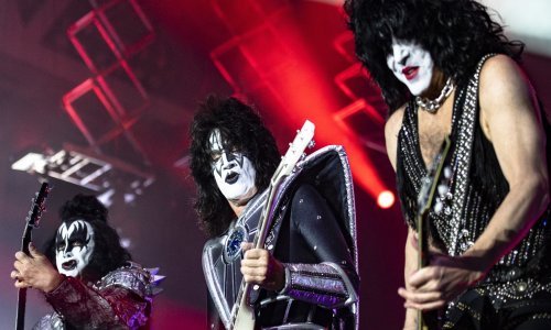 'Pomolimo se za našu mladež': Legendarni američki rokeri našli se na udaru Udruge 'Pravo na život'