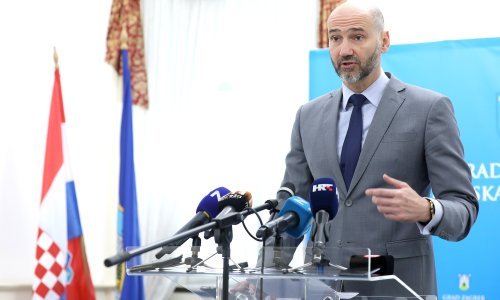 [FOTO/VIDEO] Klisović: Čekamo da se s Vladom donese odluka o EU projektu bolnice Srebrnjak