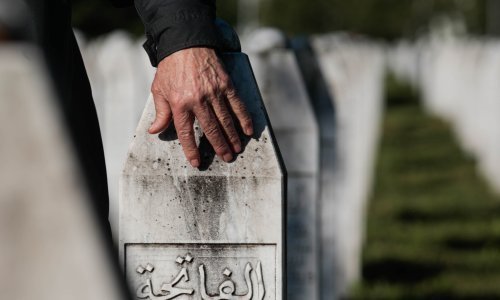 S Ovčare krenuo ultramaraton mira do Srebrenice, oglasio se i Penava