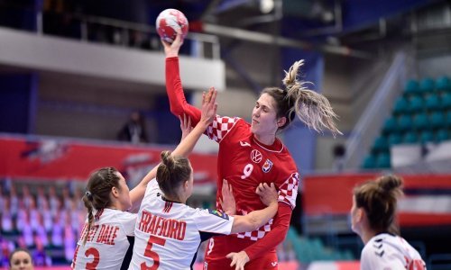 Šok za 'kraljice šoka'; jedna od najboljih hrvatskih rukometašica zbog teške je ozljede hitno operirana...