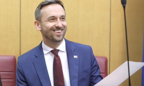 Piletić o mirovinama: Vjerujem da će Vlada do kraja mandata ponuditi novi model