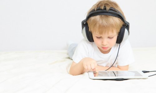 Čitanje uz soundtrack - prolazan trend ili budućnost?