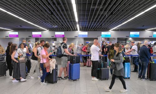 Jača pritisak na Moskvu: Litva, Latvija i Estonija ograničavaju ulazak ruskim državljanima