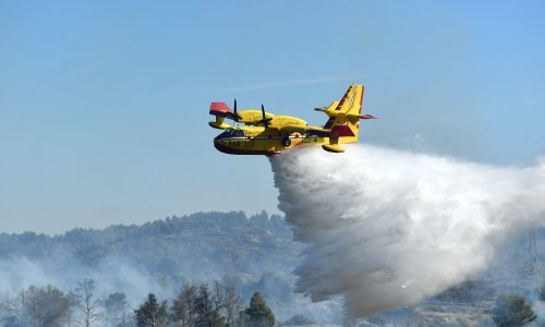[FOTO] Sezona požara je stigla, a kanaderi nam nisu spremni. Tko je kriv?