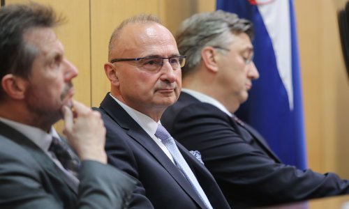Grlić Radman: Nema govora o korupciji u Ministarstvu vanjskih i europskih poslova. Vi obmanjujete javnost gospodine Grmoja!