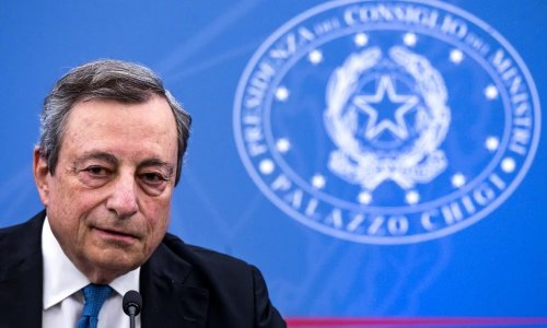 Pala talijanska vlada, premijer Mario Draghi podnosi ostavku, predsjednik je ne prihvaća