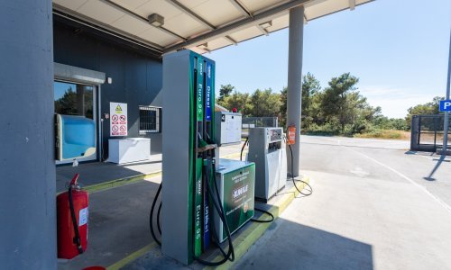 Vapaj malih distributera goriva Vladi: Tražimo uredbu koja će omogućiti normalno poslovanje malim benzinskim postajama