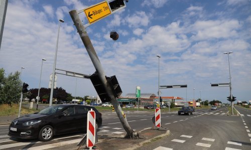U teškoj prometnoj nesreći u Varaždinu poginuo 24-godišnjak