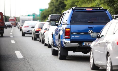 Kolona od tunela Čelinka do Jasenica, povremeno se zatvara tunel Sv. Rok