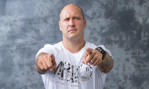 Reper Stoka pohvalio se atraktivnom suprugom, a obožavatelj mu poručio: 'Ti si sretan čovjek'