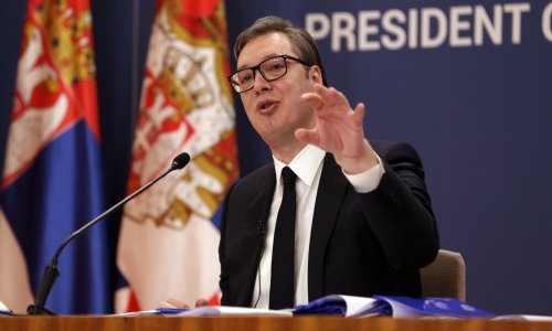 Vučić nakon pada aviona u Grčkoj: 'Prometna nesreća! Hoćemo li nastaviti prodavati oružje? Naravno da hoćemo'