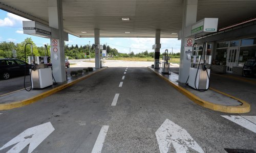 Od utorka na pumpama nove cijene goriva: Benzin jeftiniji, dizel skuplji, a plavi dizel...