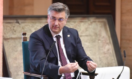 Plenković nakon nevremena u Karlovcu: Vlada će pomoći